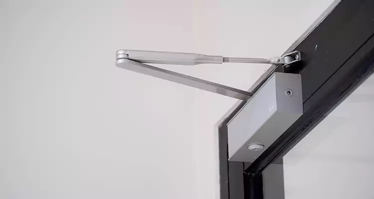 Screen Door Closer Repair in East Lake, FL