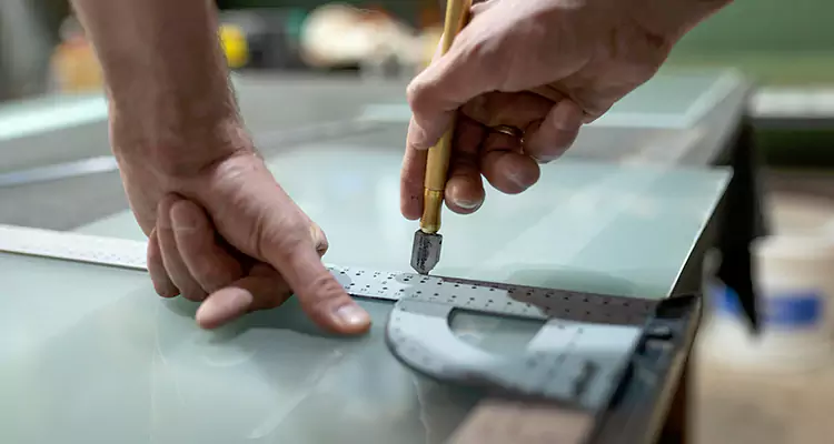 Glass Scratch Repair in East Lake, FL